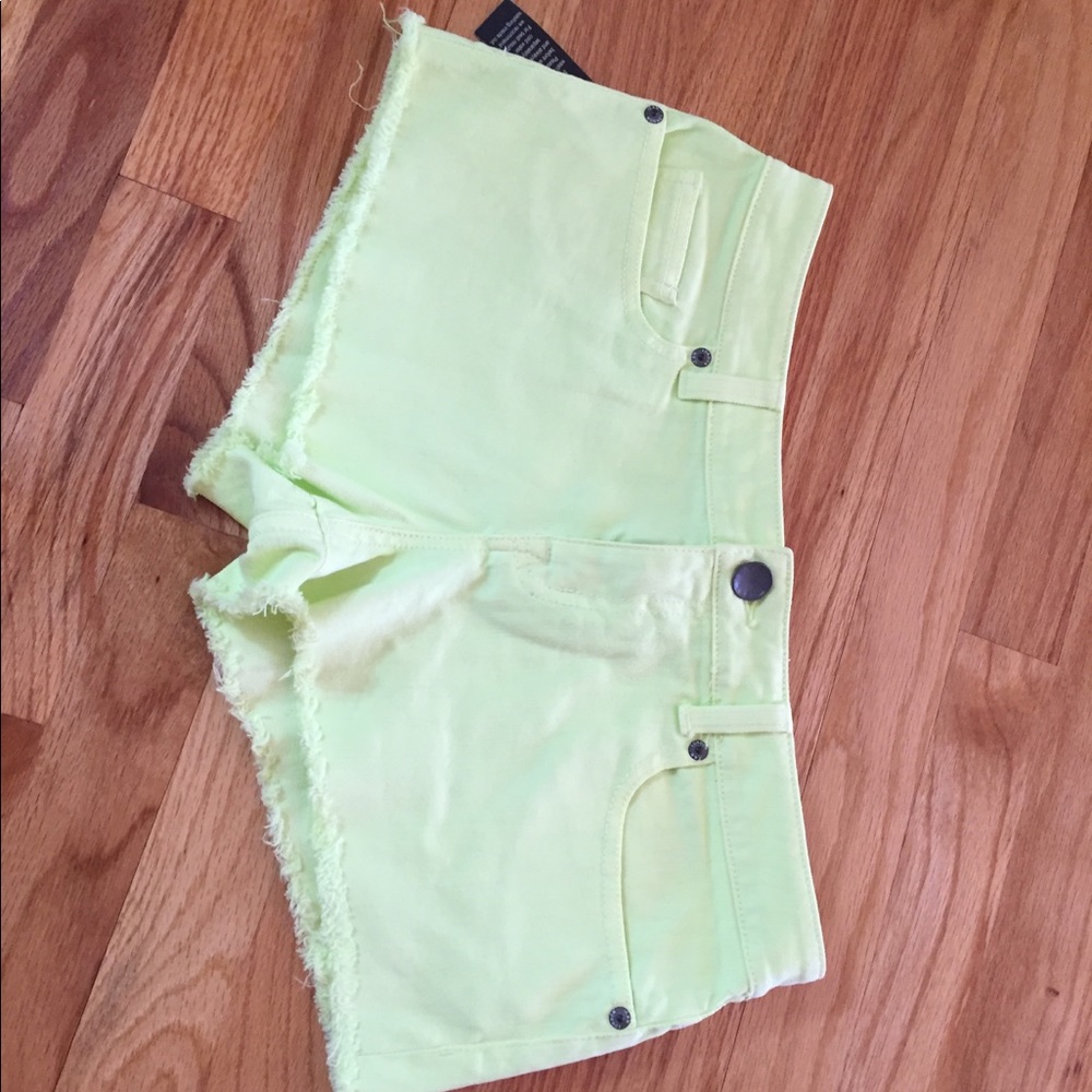 Denim shorts neon yellow